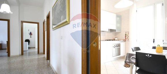 4 bedrooms Apartment in Cagliari, Italy No. 221883 6