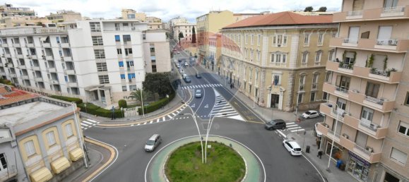 4 bedrooms Apartment in Cagliari, Italy No. 221883 32