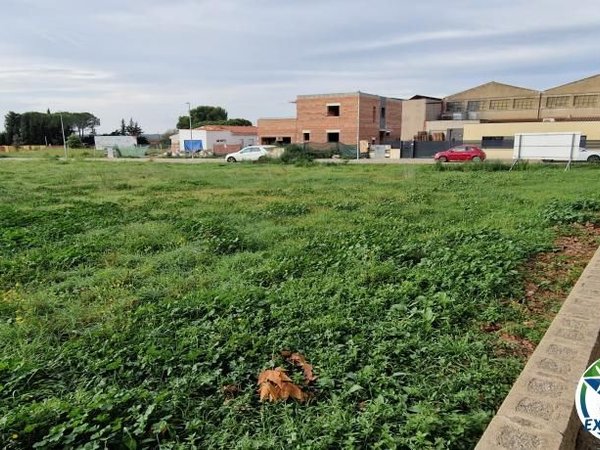 1604m² Land in Garriguella, Spain No. 73527