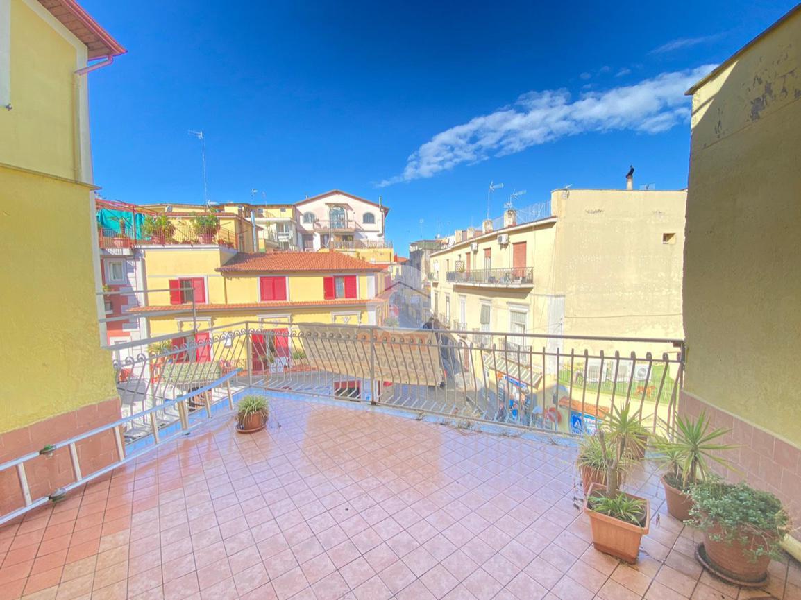 4 rooms Apartment in Marano di Napoli, Italy No. 5670
