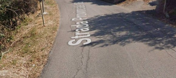 105m² Commercial property in Castorano, Italy No. 257595 8