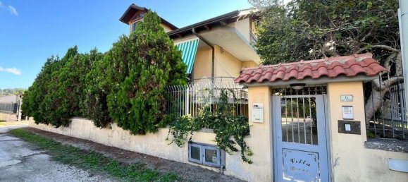 3 bedrooms Apartment in Quarto, Italy No. 359244 4