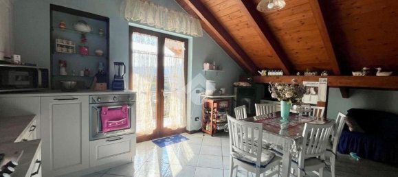 3 bedrooms Apartment in Quarto, Italy No. 359244 9