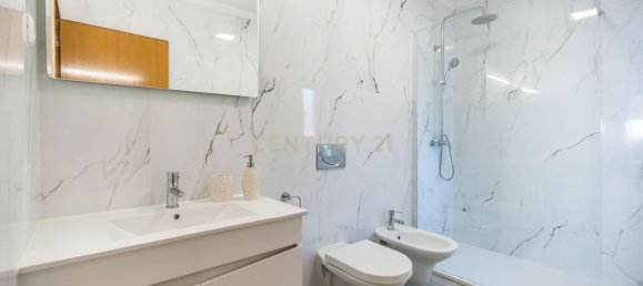 4 Schlafzimmer Haus in Alvor, Portugal, Nr. 136107 13