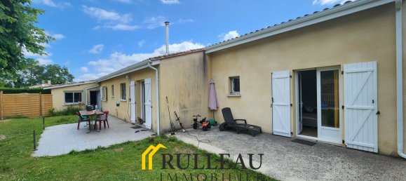 4 bedrooms House in Saint-Yzan-de-Soudiac, France No. 357981 13