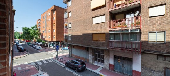 Apartamento de 3 dormitorios en Valladolid, Spain No. 171446 8