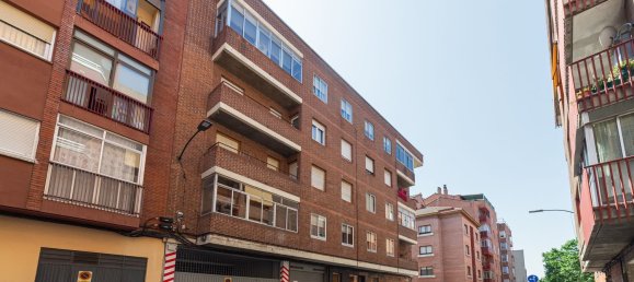 Apartamento de 3 dormitorios en Valladolid, Spain No. 171446 37