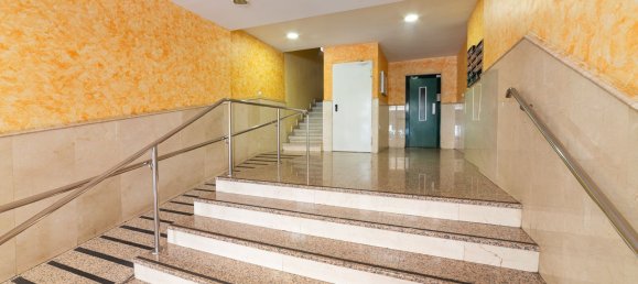 Apartamento de 3 dormitorios en Valladolid, Spain No. 171446 32