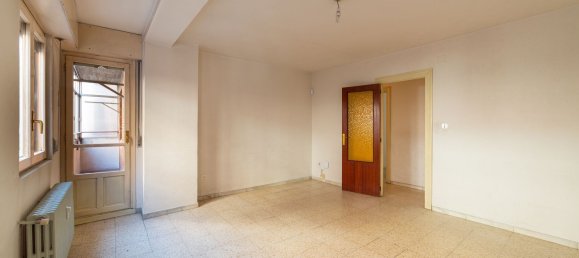 Apartamento de 3 dormitorios en Valladolid, Spain No. 171446 10
