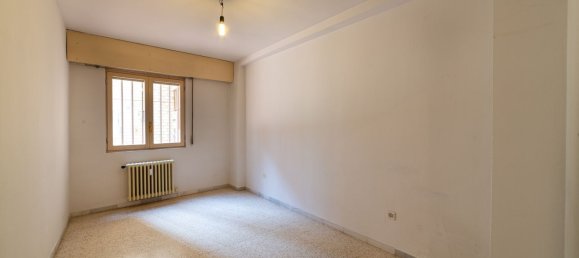Apartamento de 3 dormitorios en Valladolid, Spain No. 171446 15