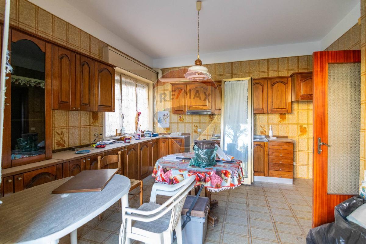 3 bedrooms Apartment in Riposto, Italy No. 275802