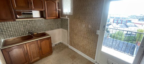 3 chambres Appartement à Châteauroux, France No. 78419 5