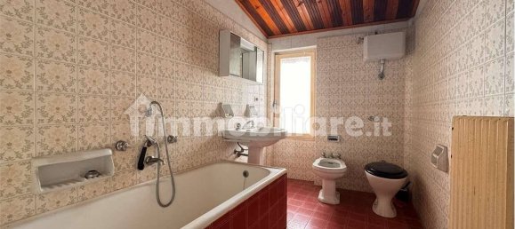 2 bedrooms House in Rezzo, Italy No. 130481 16