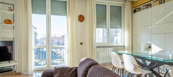 2-salle Propriété commerciale à Magnago, Italy No. 110261 25