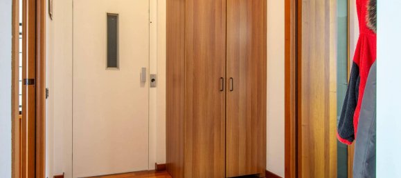 2-salle Propriété commerciale à Magnago, Italy No. 110261 38