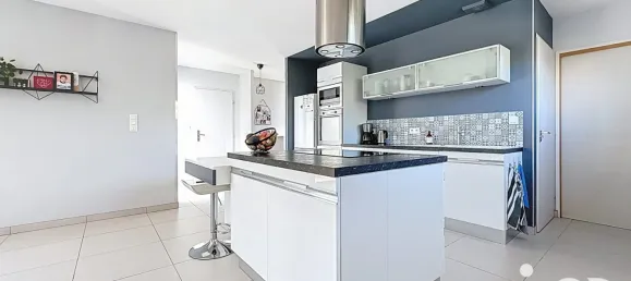 5 bedrooms House in La Chapelle-sur-Erdre, France No. 318454 8