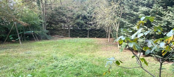 501m² Land in Le Plessis-Trevise, France No. 188022 3