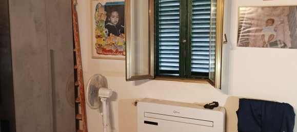 4 rooms Duplex in Prato, Italy No. 64107 10