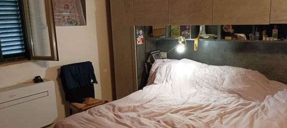 4 rooms Duplex in Prato, Italy No. 64107 17