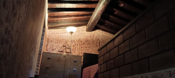 4 rooms Duplex in Prato, Italy No. 64107 33