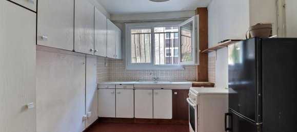 2 bedrooms Apartment in Paris, France No. 171332 4