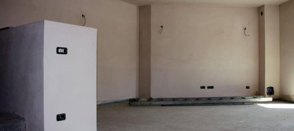 5 rooms House in Quart, Italy No. 109668 11