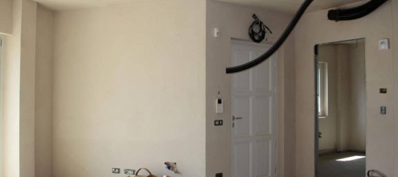 5 rooms House in Quart, Italy No. 109668 13