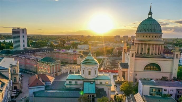 20 غرف نوم بناية في Potsdam, Germany رقم 17707