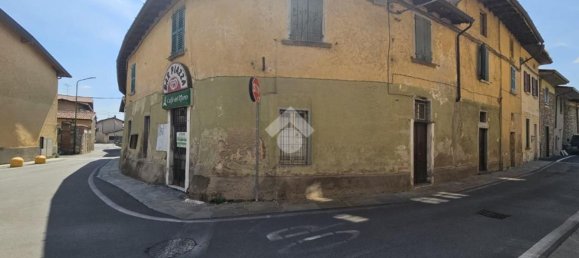 3 rooms House in Provaglio d'Iseo, Italy No. 176344 4