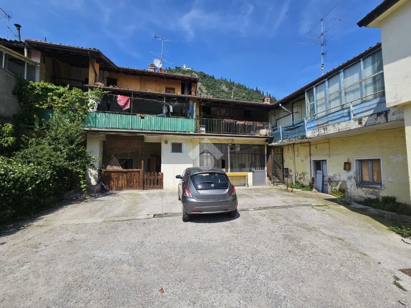 3 rooms House in Provaglio d'Iseo, Italy No. 176344