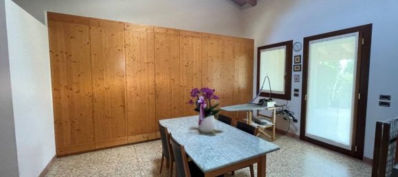 4 bedrooms Villa in Vicenza, Italy No. 322701 16