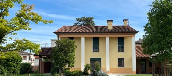 4 bedrooms Villa in Vicenza, Italy No. 322701 4