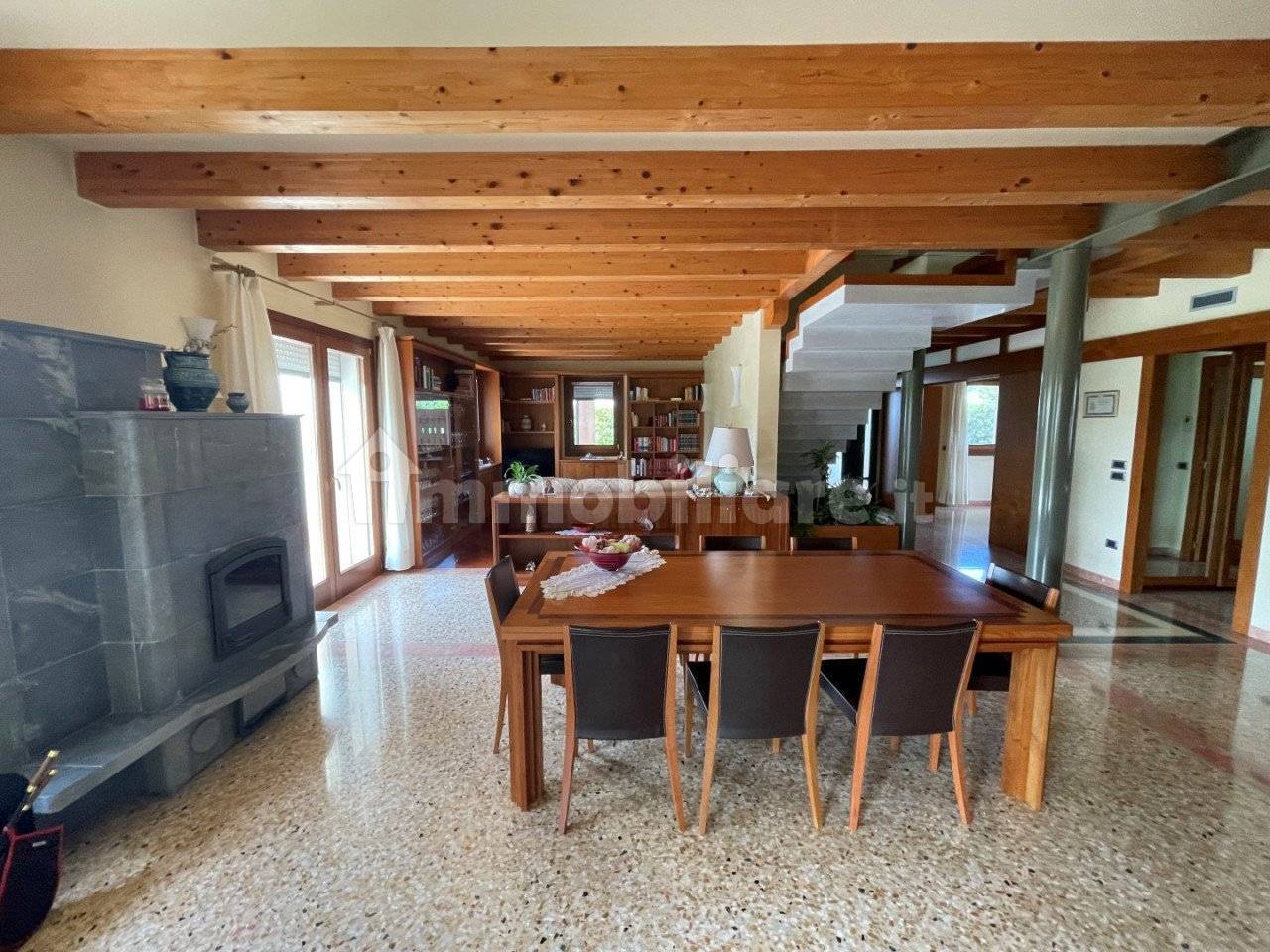 4 bedrooms Villa in Vicenza, Italy No. 322701