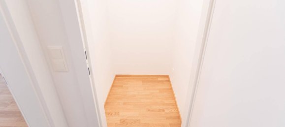 2 chambres Appartement à Klosterneuburg, Austria No. 208179 5