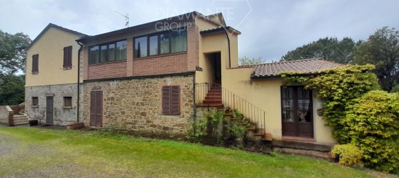 11 rooms House in Cinigiano, Italy No. 121138 3