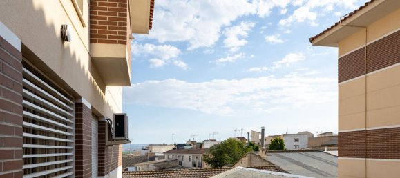 2 bedrooms Apartment in Granada, Spain No. 166459 4