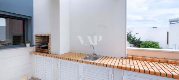 Casa de 4 dormitorios en Quarteira, Portugal No. 156911 23