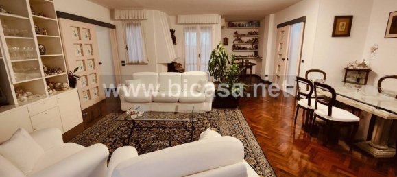 3 bedrooms Penthouse in Pesaro, Italy No. 100385 4