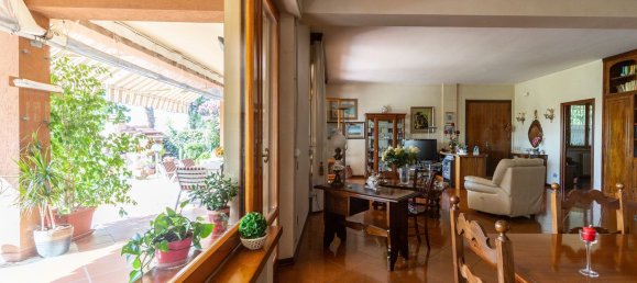 8 bedrooms House in Falconara Marittima, Italy No. 378017 4