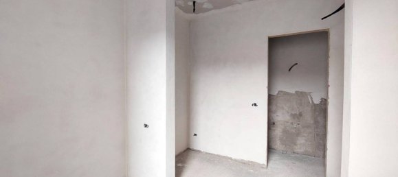 2 Schlafzimmer Wohnung in Florence, Italy, Nr. 328766 4