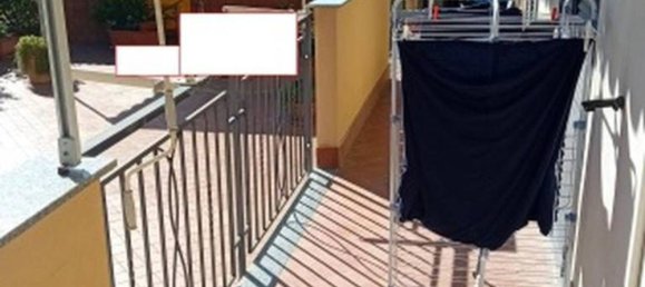 3 rooms Apartment in Cimitile, Italy No. 265731 2