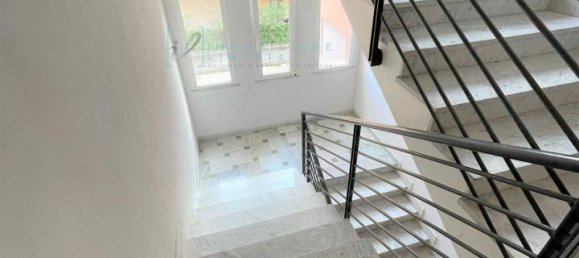 3 rooms Apartment in Albenga, Italy No. 176085 6