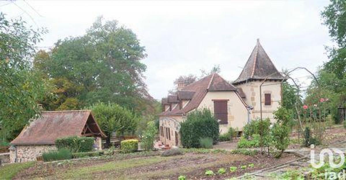 6 bedrooms House in Figeac, France No. 31781