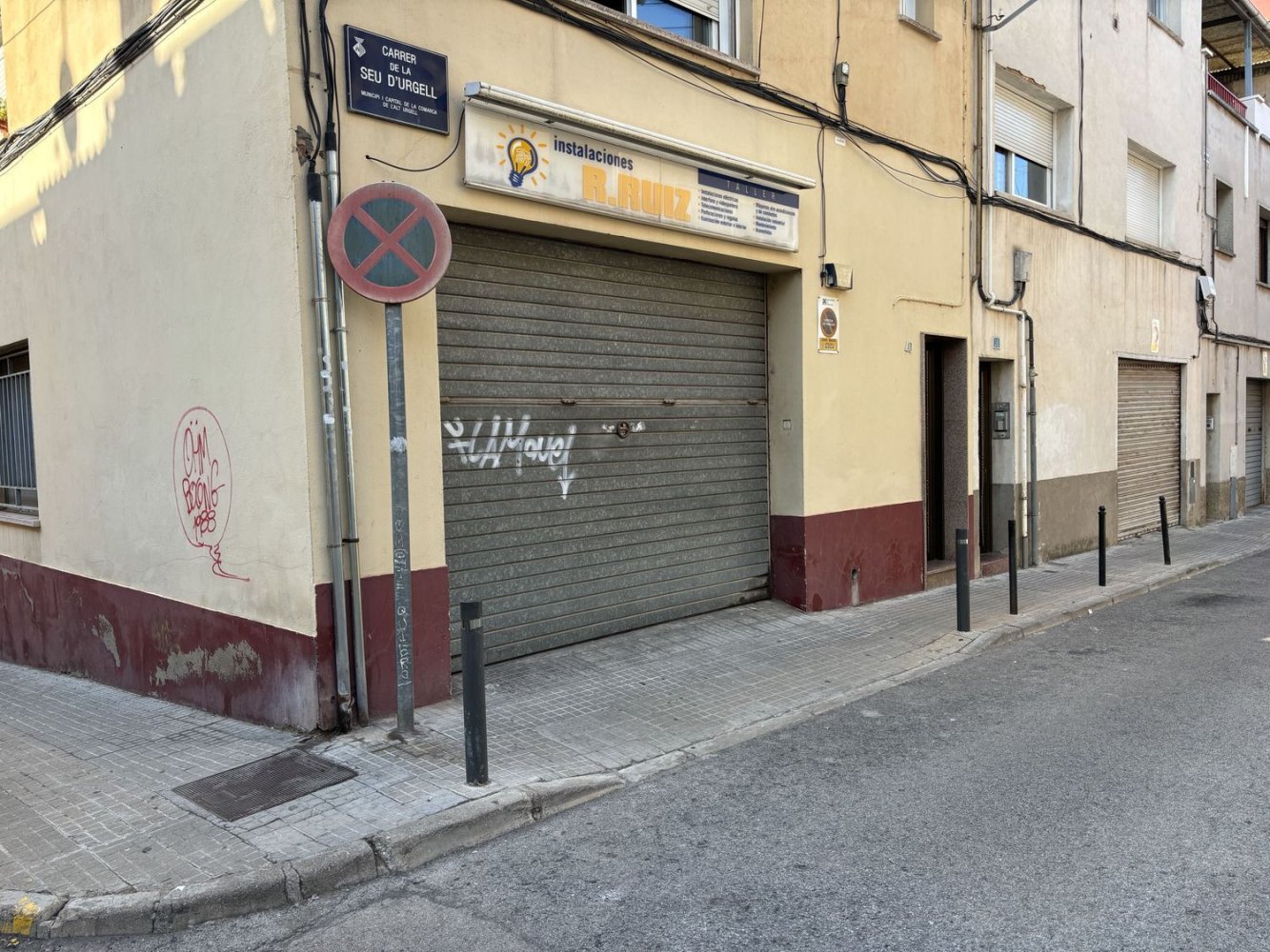 Gewerbliche Immobilie in Terrassa, Spain 102m², Nr. 168050