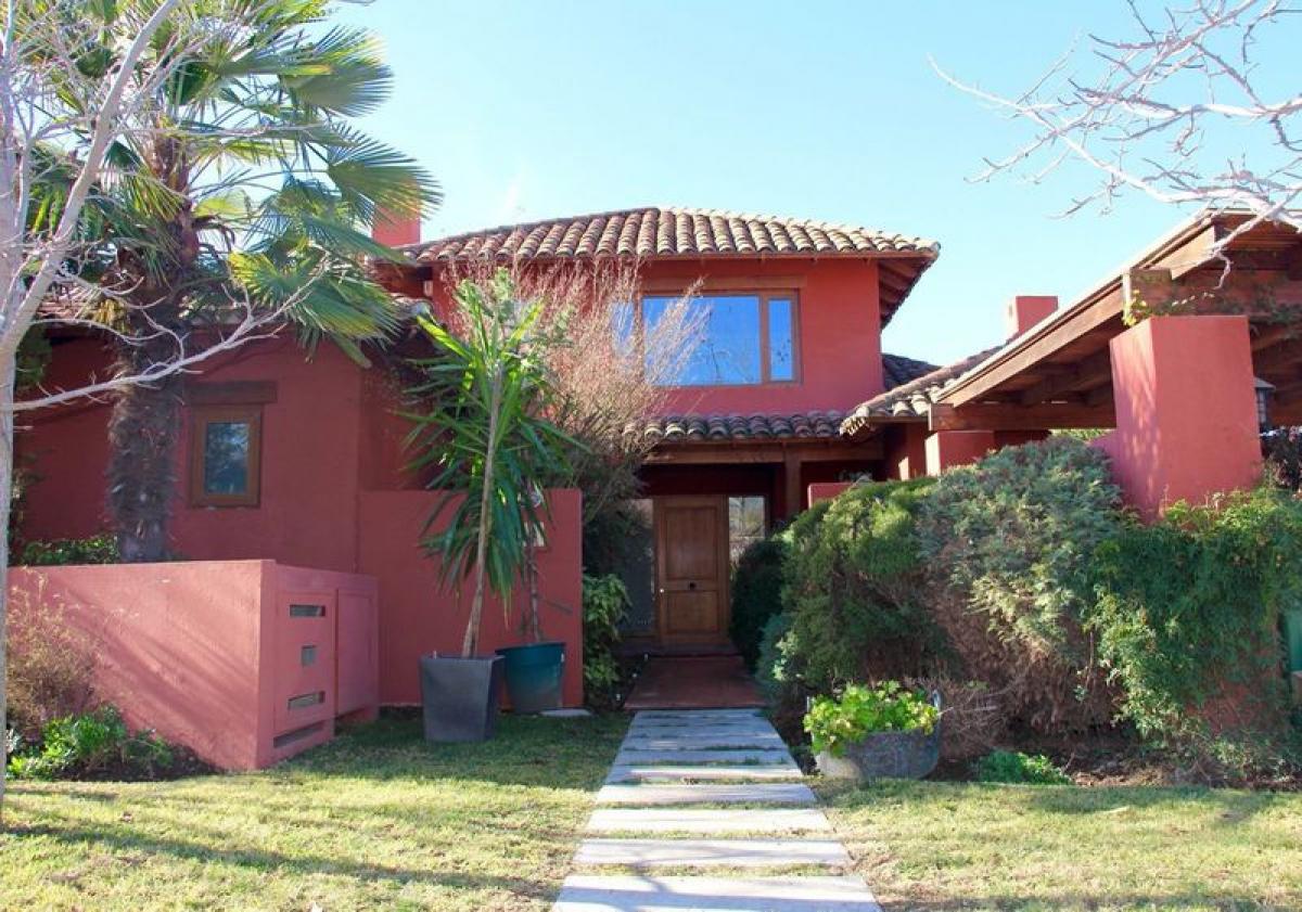 5 bedrooms House in Chacabuco, Chile No. 5550