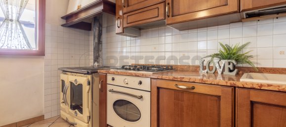 2 bedrooms House in Carmignano di Brenta, Italy No. 283806 10