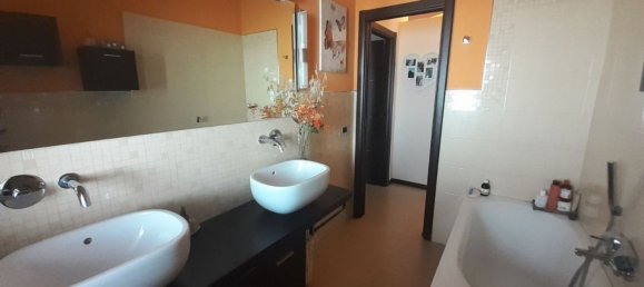 4 rooms House in San Pietro in Guarano, Italy No. 254227 6