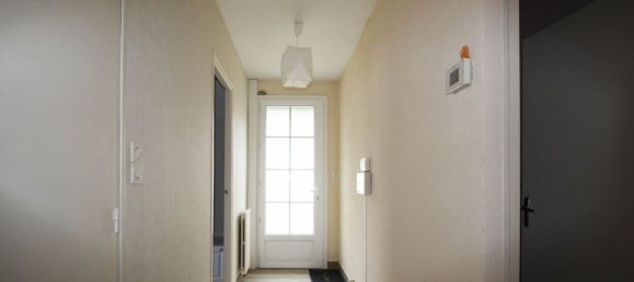 4 bedrooms House in Chatillon-Coligny, France No. 103312 10