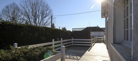 4 bedrooms House in Chatillon-Coligny, France No. 103312 18