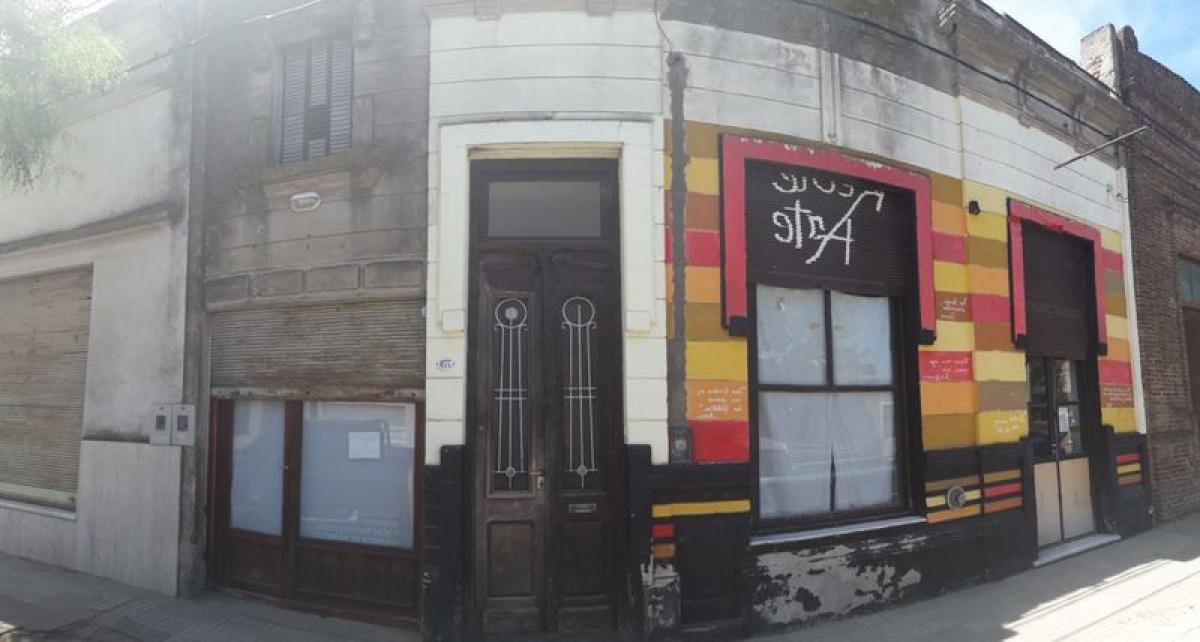 3 bedrooms House in Buenos Aires, Argentina No. 80516